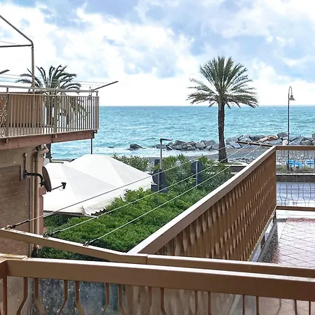 Trilocale A Due Passi Dal Mare Apartment Cogoleto